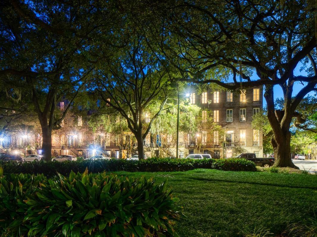 Gordon Inn Azalea Саванна Экстерьер фото